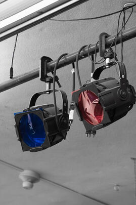 Red and blue PAR cans